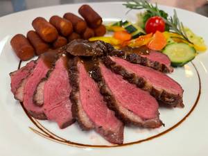 Magret de canard et son jus