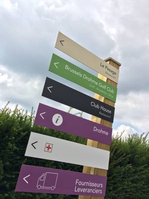 Drohme Signs - Design, prints, assembly, placement on site